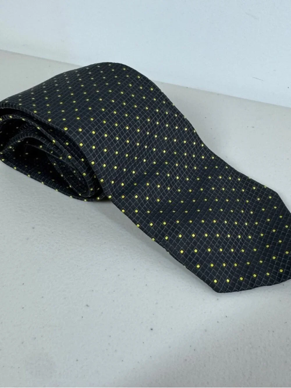 Gucci Silk Tie Gray Yellow Micro Dot Pattern Designer Luxury Necktie